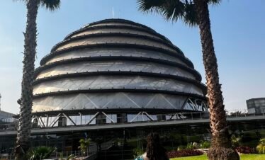 Contact EastLens Safaris